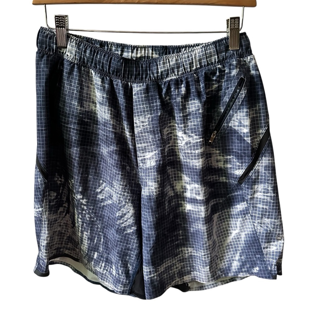 Lululemon Men’s Lined Shorts‎ Size M Blue/White Grid